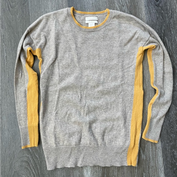 Christian Siriano Sweaters - 100% Cashmere Christian Siriano Beige Mustard Crewneck Sweater Colorblock